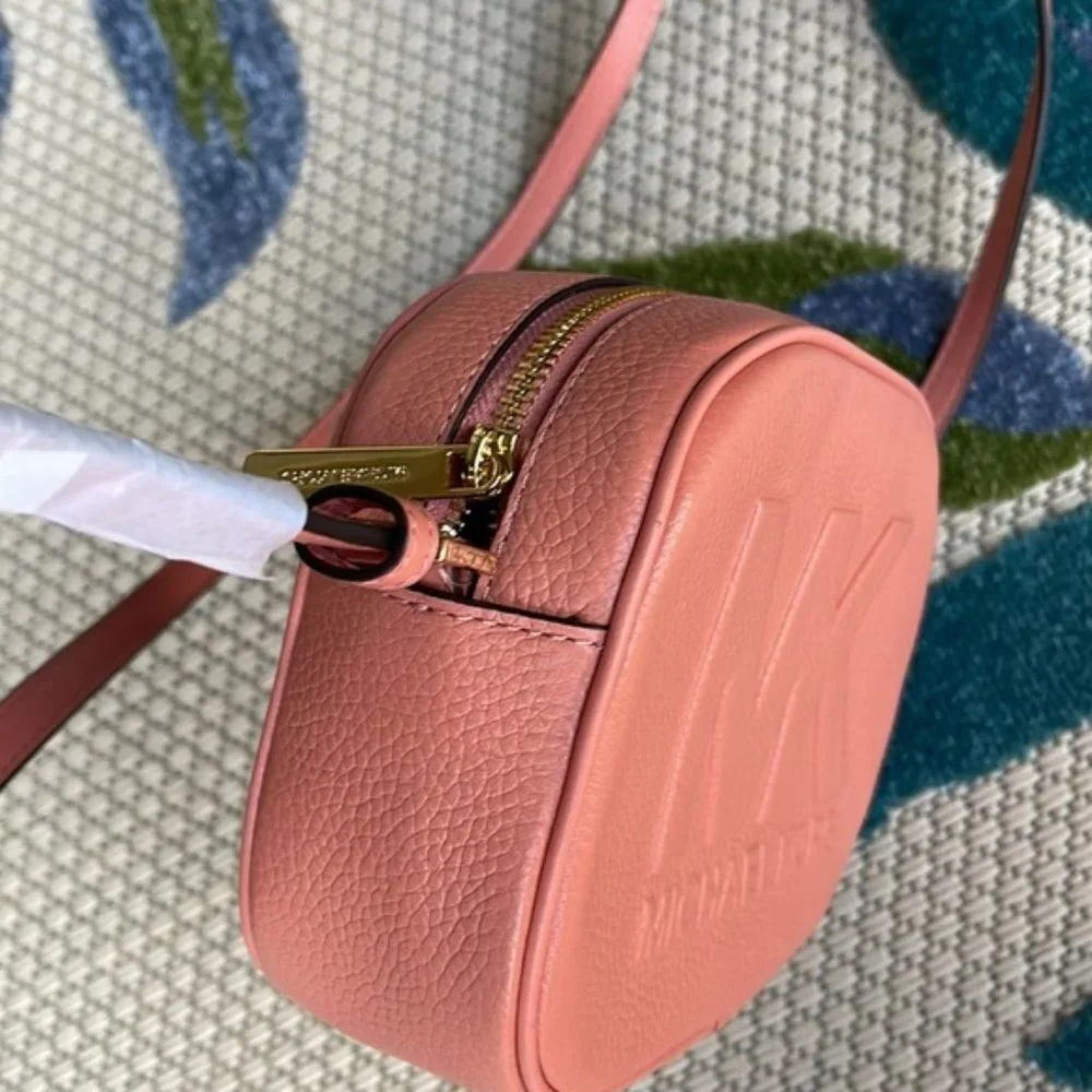 MICHAEL KORS Jet Set Medium Embossed Pebbled Leather Crossbody Bag Sherbert